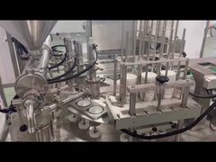 Máquina de enchimento, selagem e embalagem de copos de três cabeças com selagem por filme em rolo e colocação de tampa